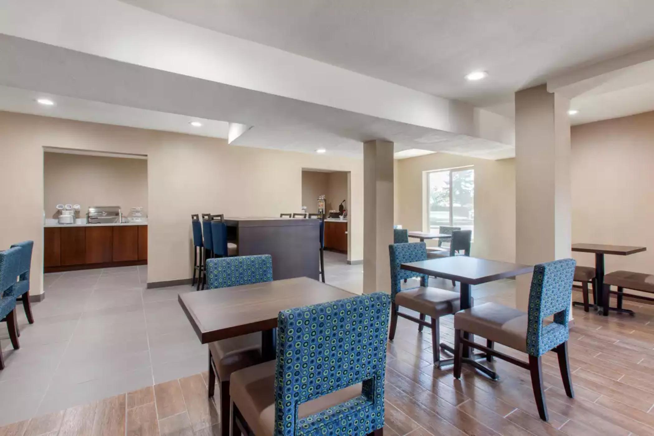 Comfort Inn & Suites Pinetop Show Low Lakeside Exterior foto