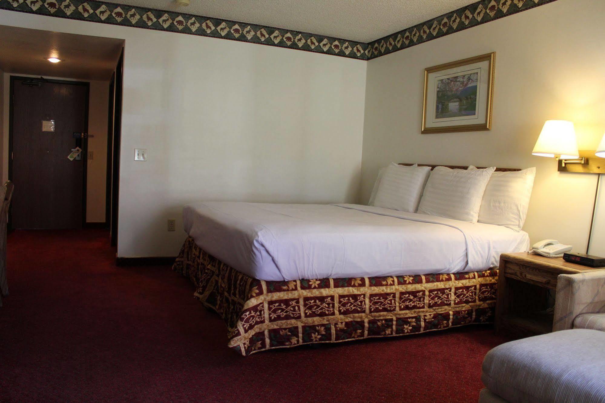 Comfort Inn & Suites Pinetop Show Low Lakeside Exterior foto
